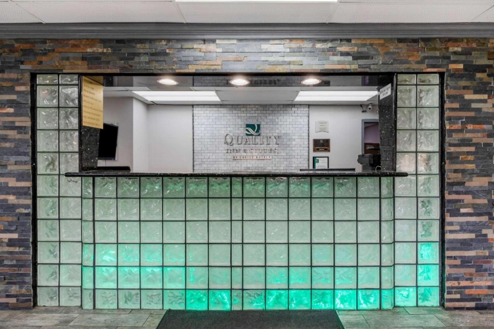 Quality Inn & Suites Ft. Jackson Maingate Image 22