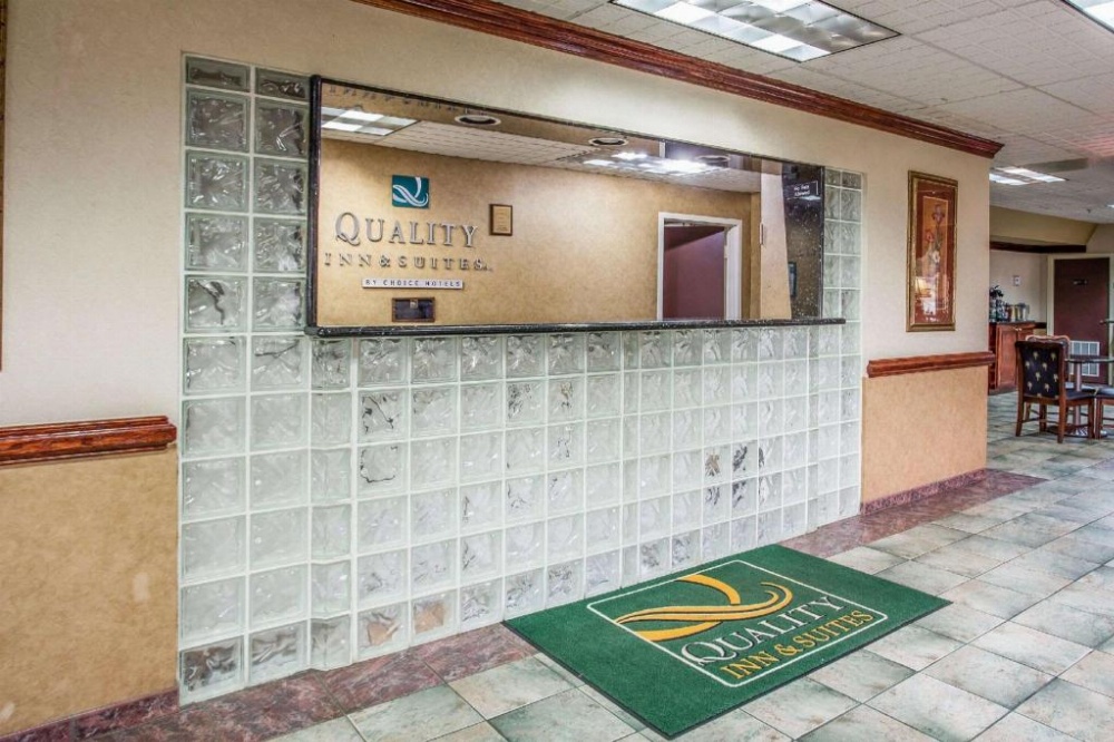 Quality Inn & Suites Ft. Jackson Maingate Image 23